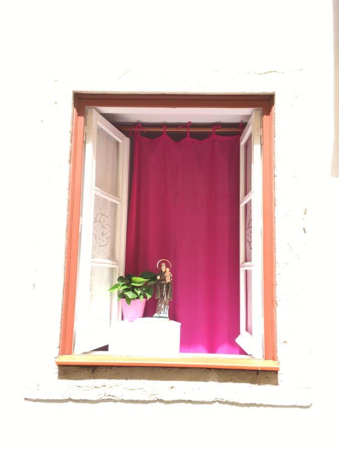 Castle Inn Lisbon Apartments Екстер'єр фото