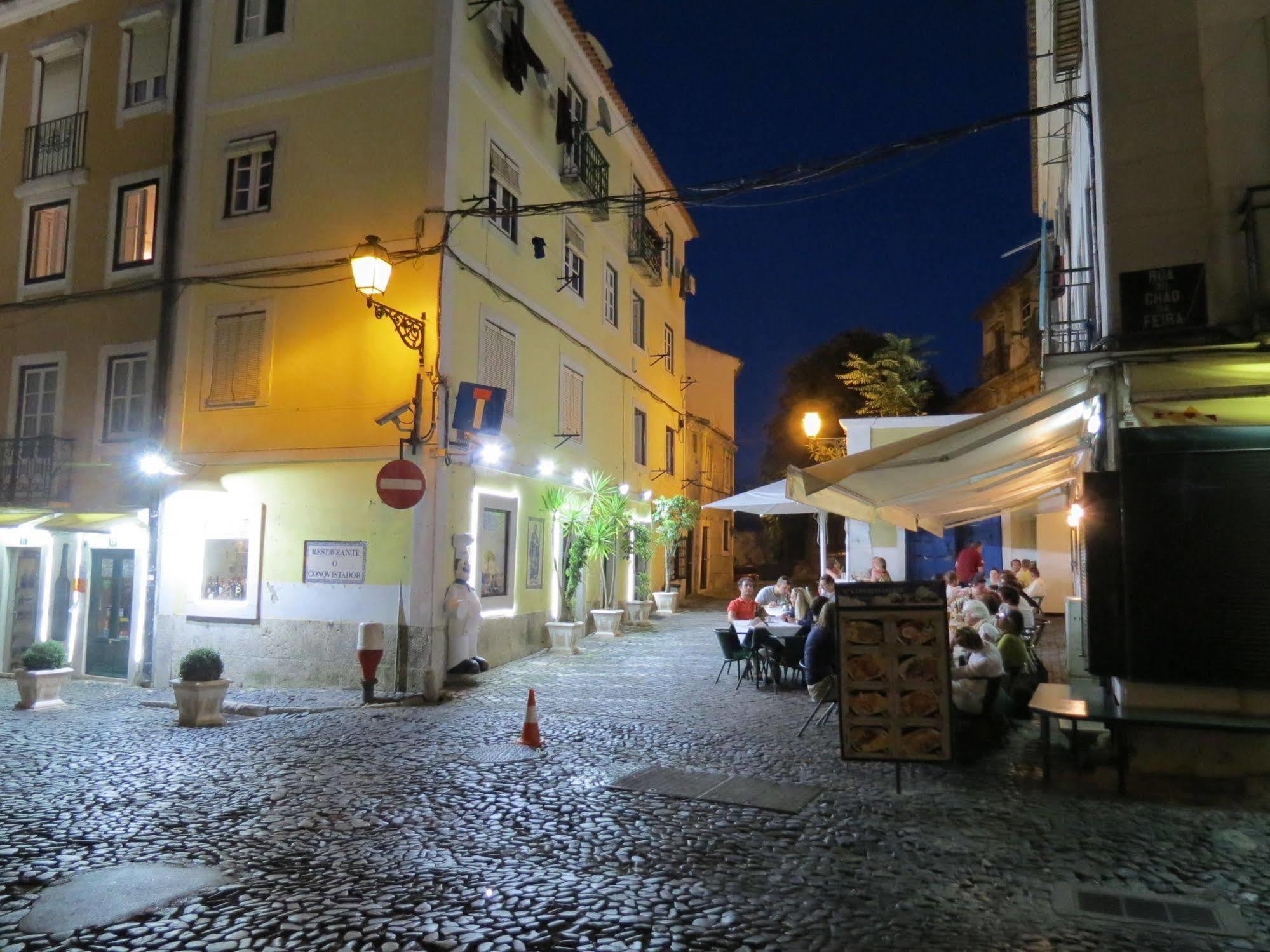 Castle Inn Lisbon Apartments Екстер'єр фото